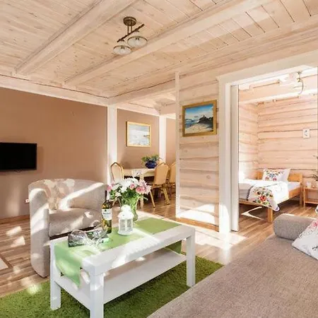 Comfortable Apartment, 2 Bedrooms, Terrace Prázdninový dům *