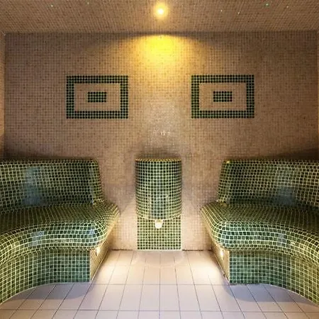 Comfortable Apartment, 2 Bedrooms, Terrace Prázdninový dům *