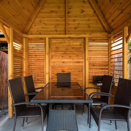 Comfortable Apartment, 2 Bedrooms, Terrace Casa de Férias Ustronie Morskie